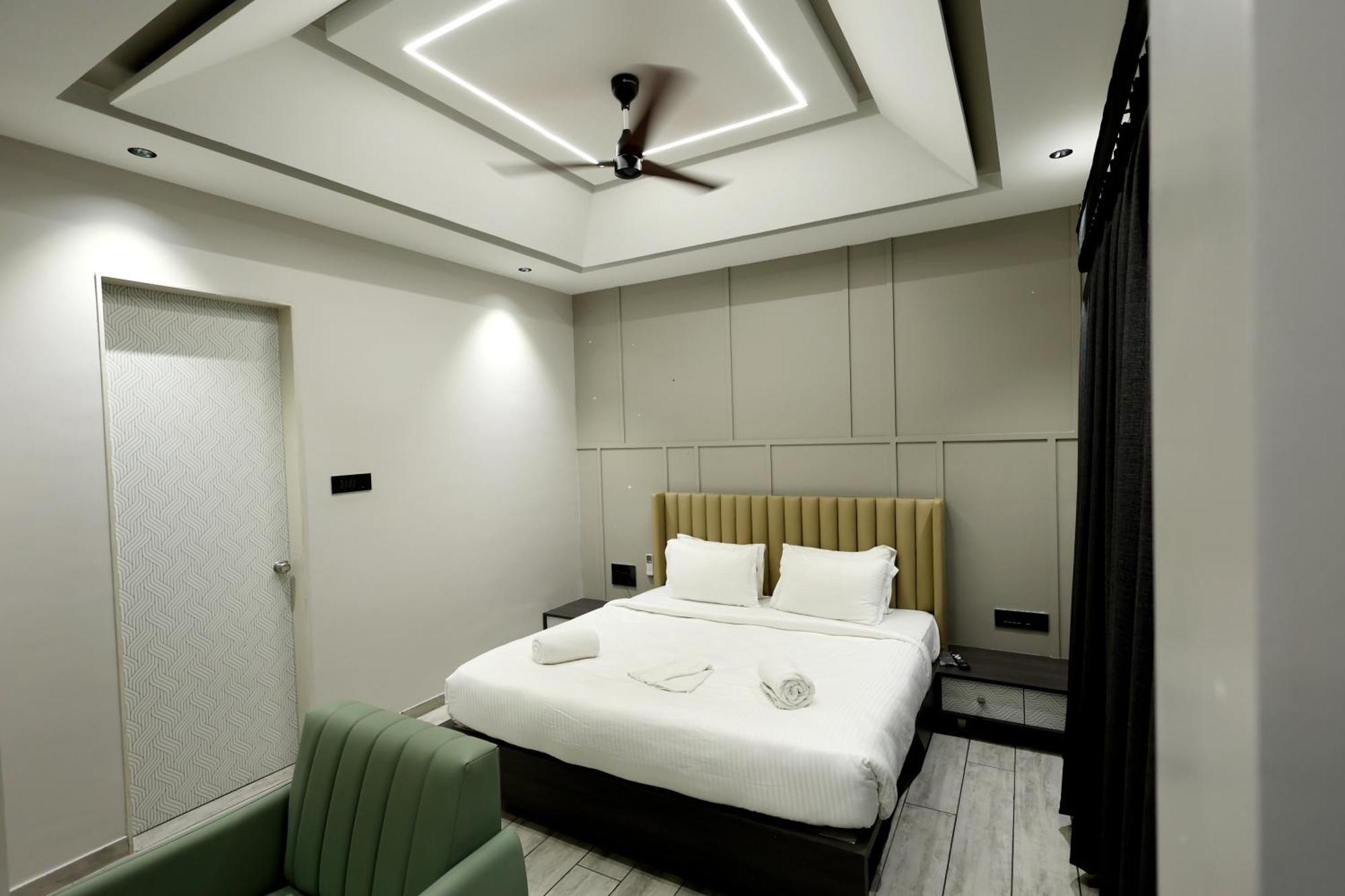 Hotel Statusinn, Ichalkaranji 外观 照片