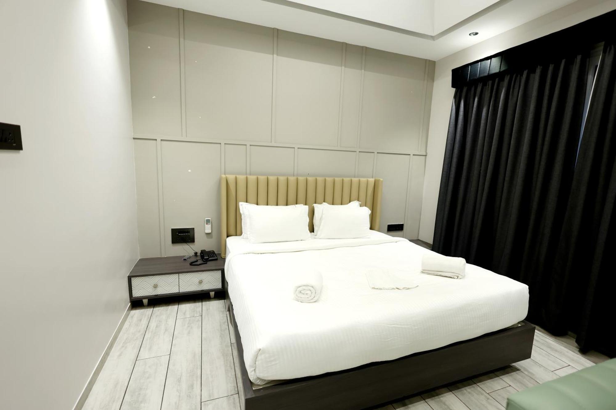 Hotel Statusinn, Ichalkaranji 外观 照片