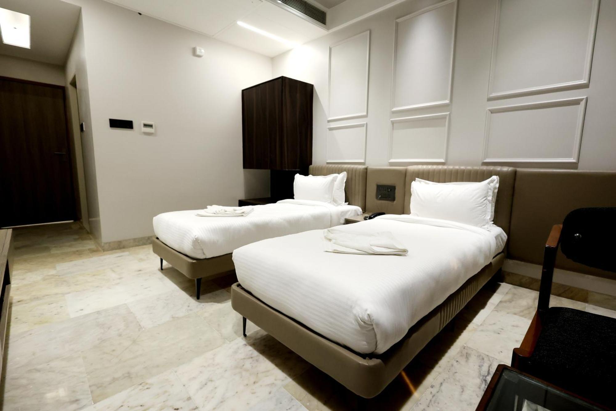 Hotel Statusinn, Ichalkaranji 外观 照片