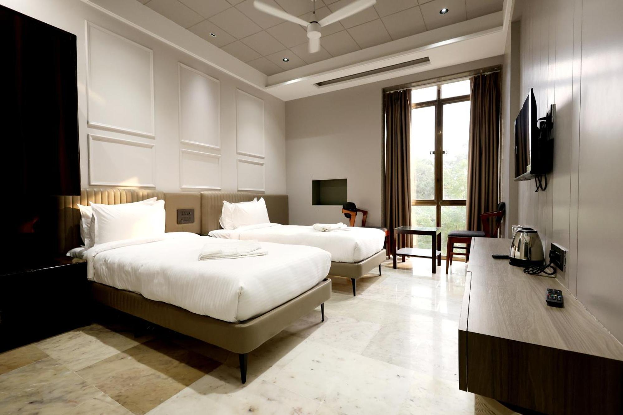 Hotel Statusinn, Ichalkaranji 外观 照片