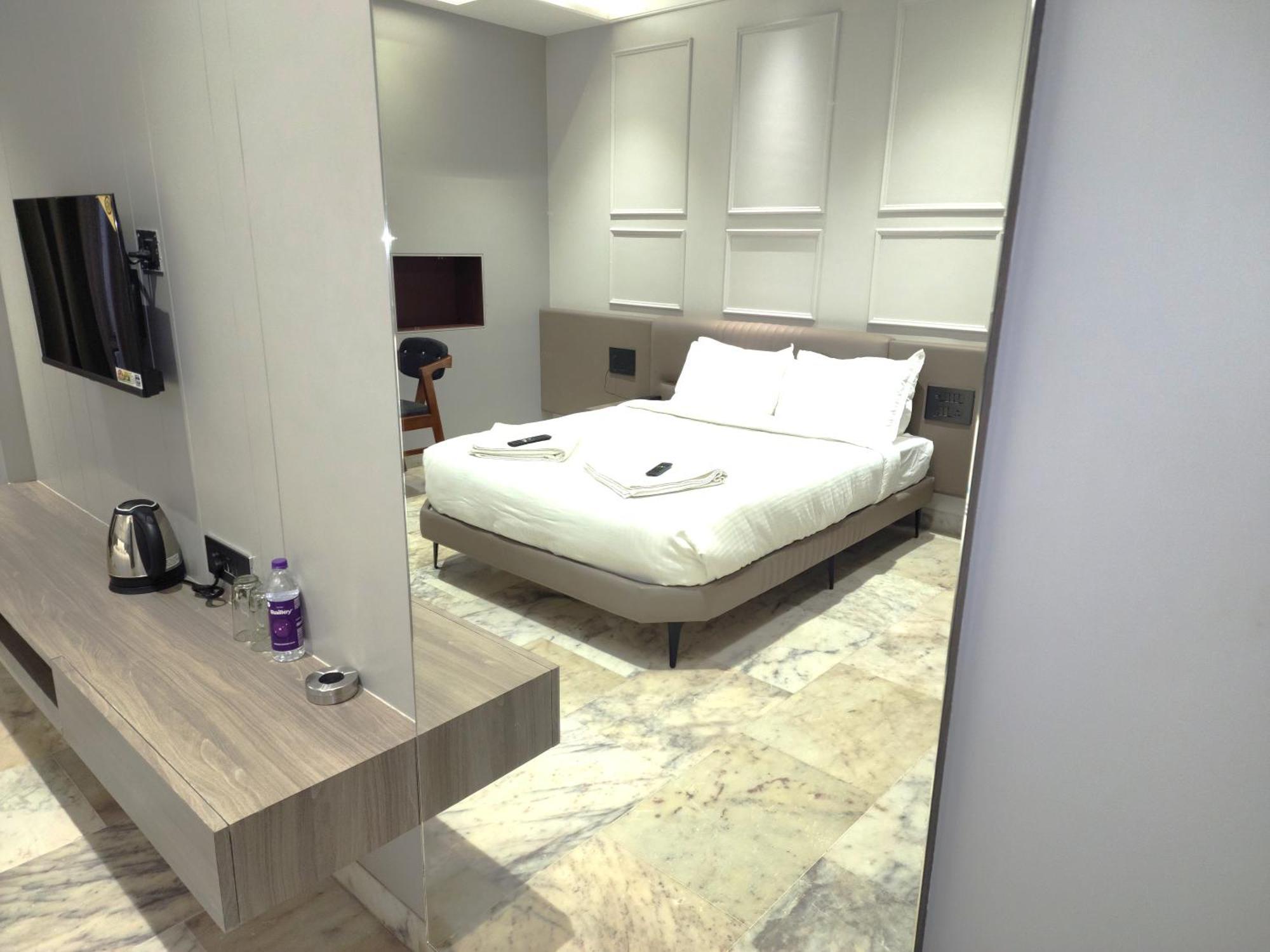 Hotel Statusinn, Ichalkaranji 外观 照片