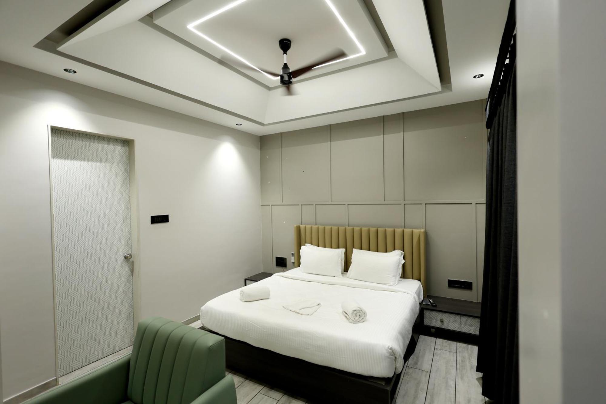 Hotel Statusinn, Ichalkaranji 外观 照片