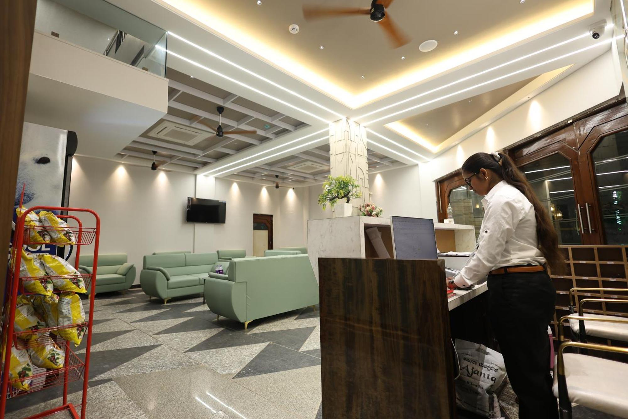 Hotel Statusinn, Ichalkaranji 外观 照片